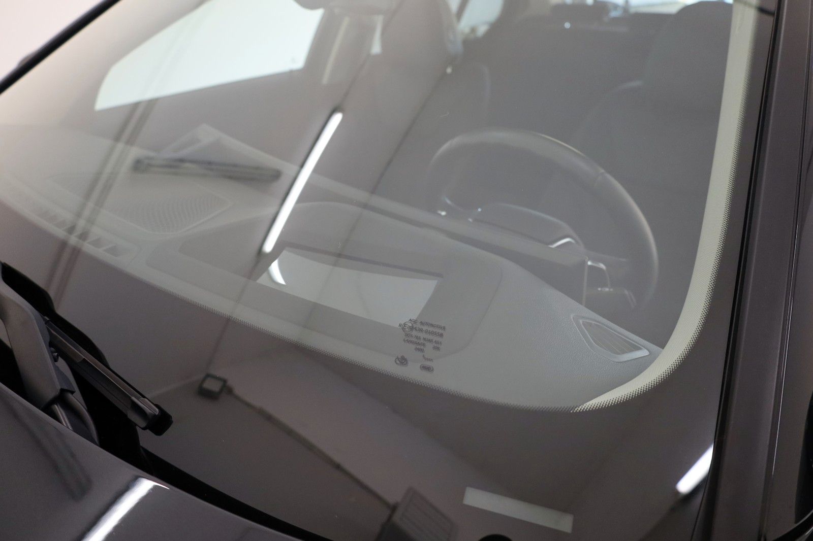 Fahrzeugabbildung BMW Lim 320i xDrive ,Head-Up, Navi,LED,SH,Teilleder