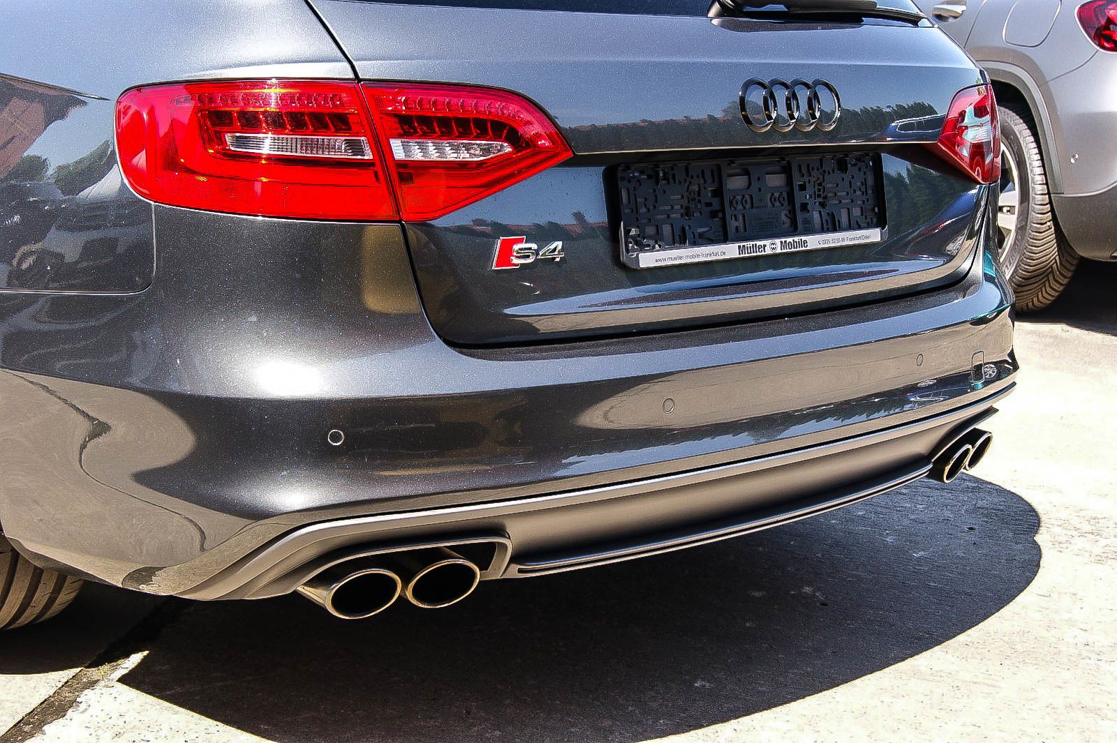 Fahrzeugabbildung Audi S4 Avant 3.0T V6 quattro B&O Sound TOP GEPFLEGT