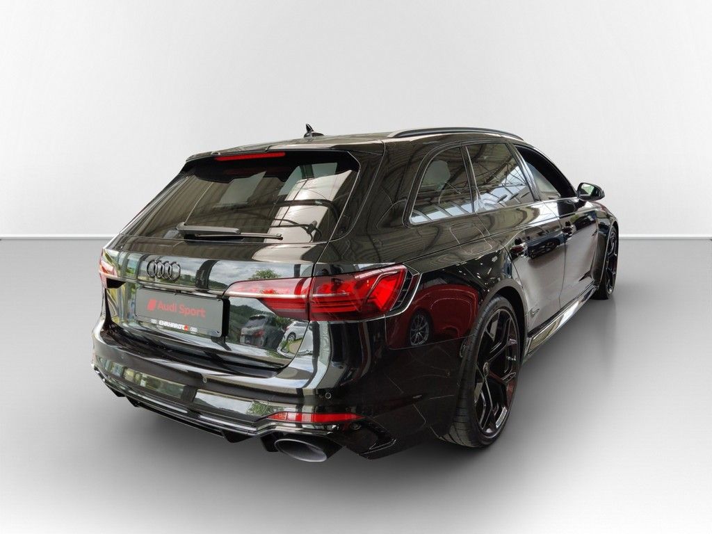 Audi RS4 - Bild 6