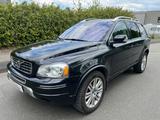 Volvo XC 90 D5 Momentum *7 Sitze*Navi*Leder*Xenon* - Volvo XC90 aus 2013: Geländewagen