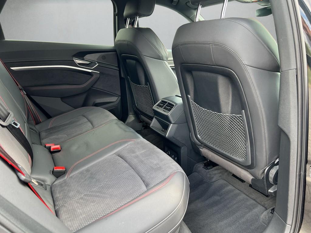 Audi Q8 e-tron S line 55 quattro *Matrix*Pano*AHK*SOH