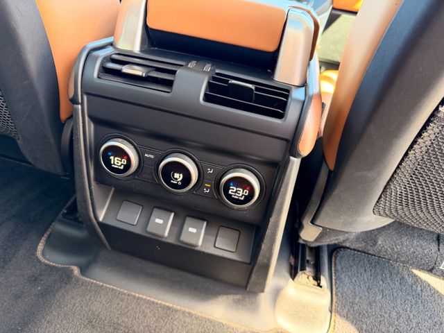 Land Rover Defender 130 First Edition Vollausstatttung
