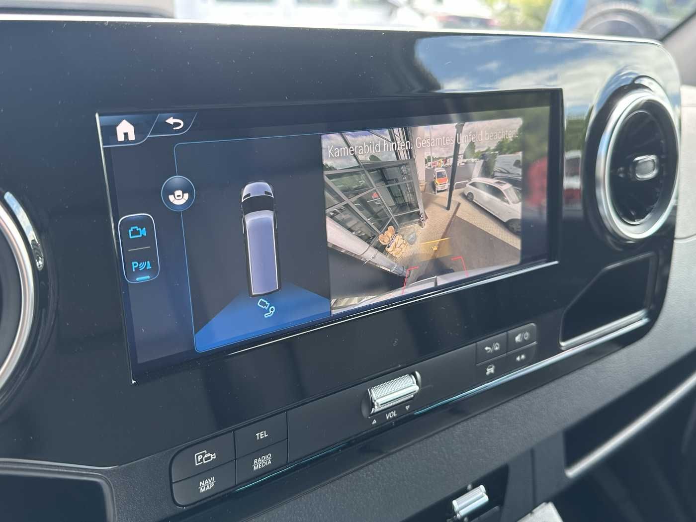 Fahrzeugabbildung Mercedes-Benz Sprinter 319 CDI 4x4 4325 Kamera LED SHZ MBUX