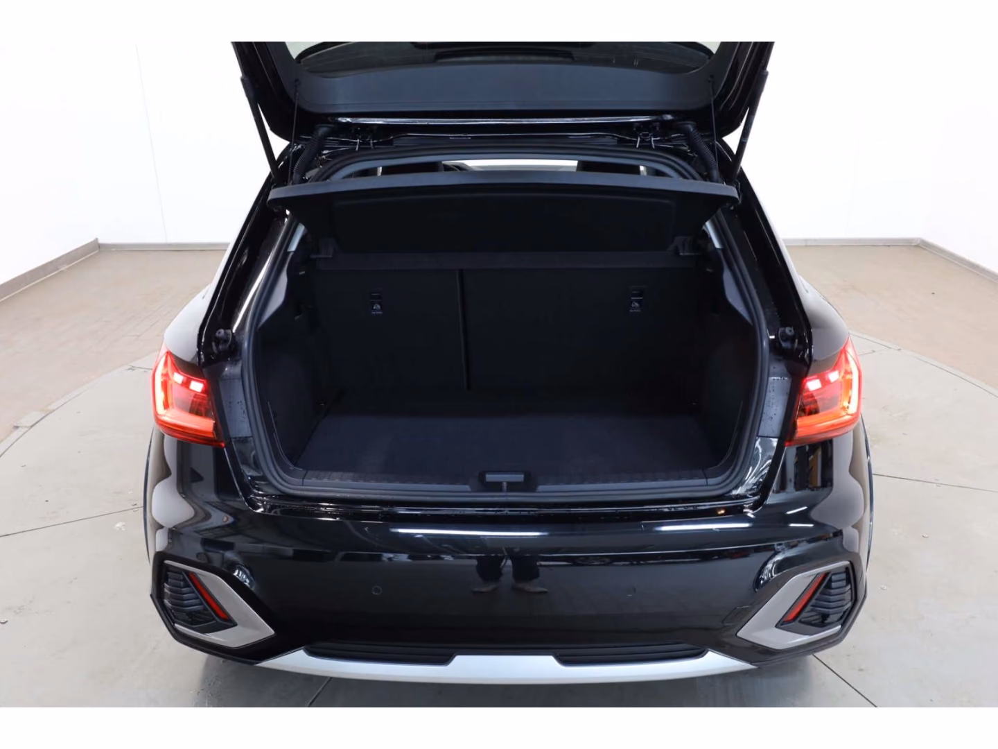 Audi A1 allstreet 30 TFSI S-Tronic LED/SH/ACC, миниатюра 12
