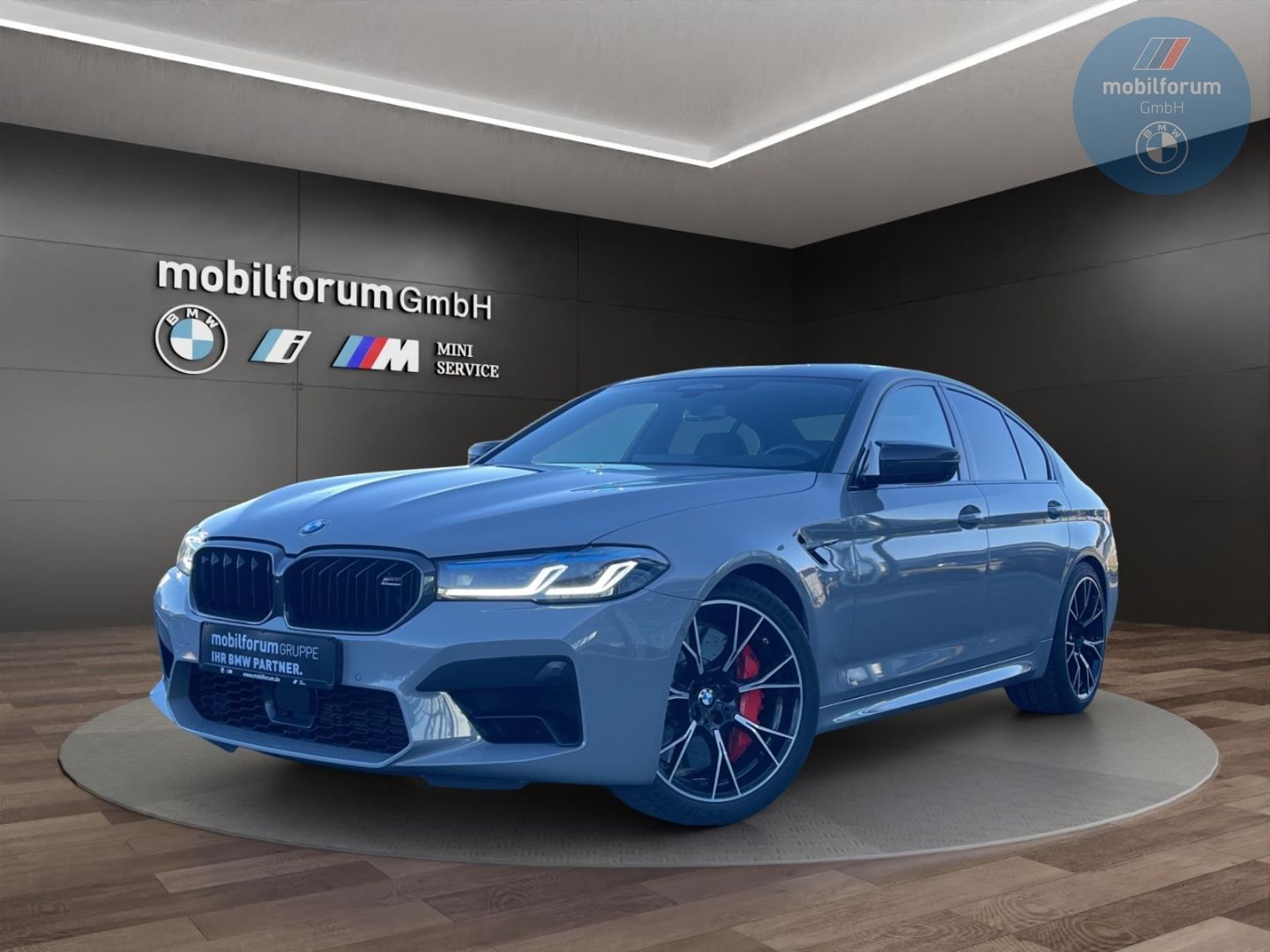 BMW M5 Competition Individual Carbon Soft Close