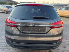 Fahrzeugabbildung Ford Mondeo Hybrid Titanium LED Spur Automatik Kamera