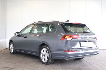 Volkswagen Golf VIII 2.0 TDI Life AID+ACC+KAM+CARPLAY