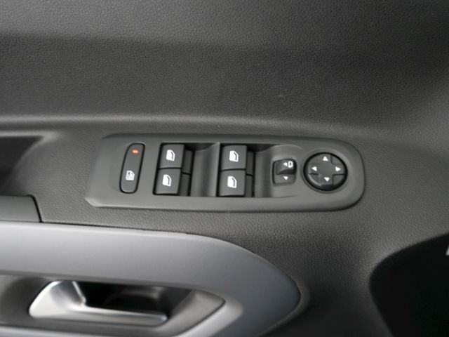 Combo E FACELIFT GS XL CDTI AT 7-SITZER+NAVI+RÜC