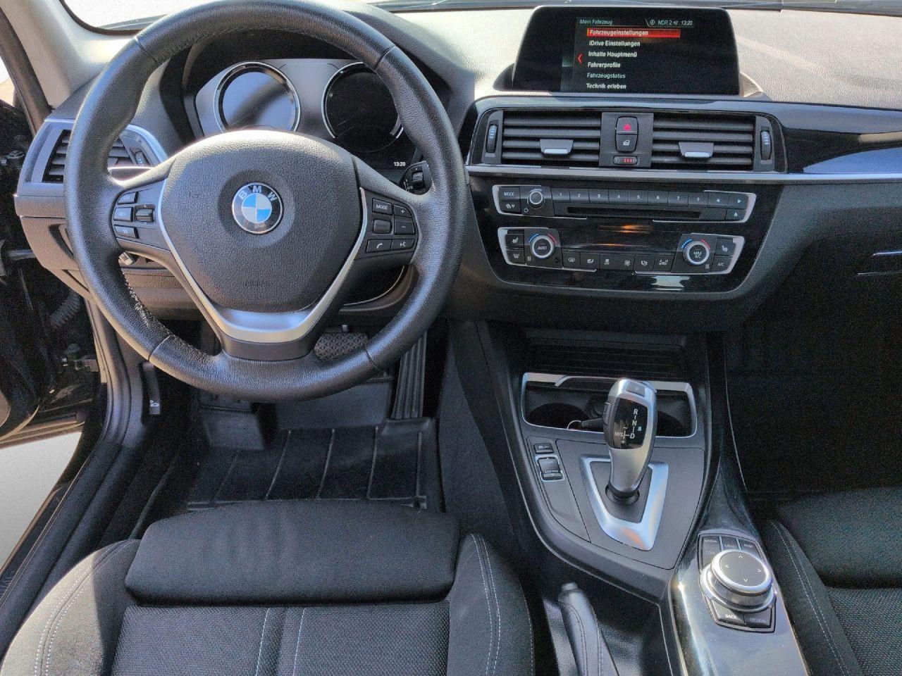 BMW 118i Advantage Aut. AHK LED Klima Sitzheizung