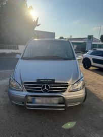 صورة 1 لـ 2004 Mercedes-BENZ VIANO