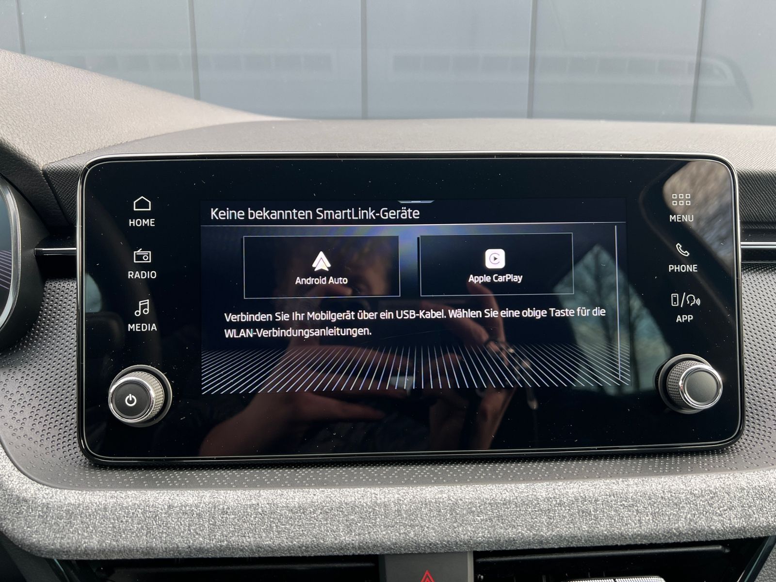 Fahrzeugabbildung SKODA Kamiq Selection 1.0 TSI DSG *Vorb. AHK, LED, ACC