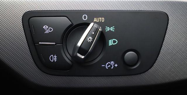Audi A4 Avant 40TFSI 190PS advanced Virtual ACC LED
