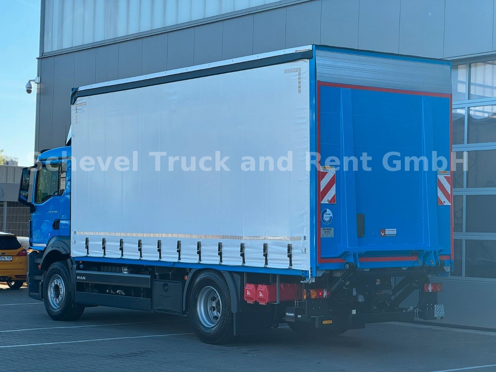 Fahrzeugabbildung MAN TGS 18.360 BL  Pritsche/Plane mit Ladeebordwand