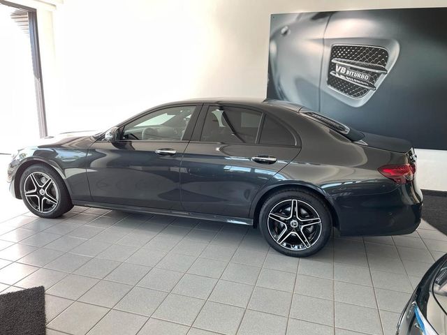 Fahrzeugabbildung Mercedes-Benz E300d4M AMG/Facelift/Night/AHK/Burm./Air/Memo