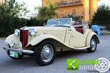 MG TD TD - aus 1953 mit Benzin-Antrieb: Cabrio