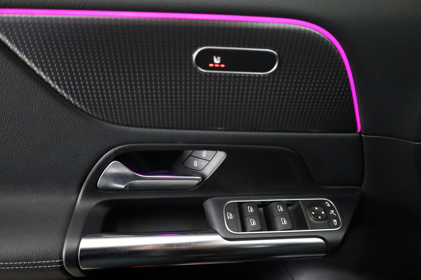 Fahrzeugabbildung Mercedes-Benz GLA 200 Progressive,Leder,Navi,LED,SH,Kamera,