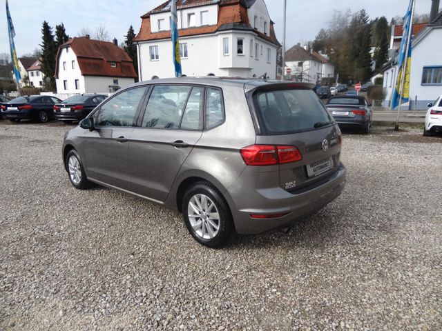 Fahrzeugabbildung Volkswagen Golf Sportsvan/1.Hand/37.200km/DSG/PDC/Garantie