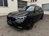BMW X6M Comp B&W*SKY*LASER*CARBON*SOFT-CL*DRIVER-PKG - graue BMW X6 M