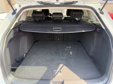 Volkswagen Golf - 7