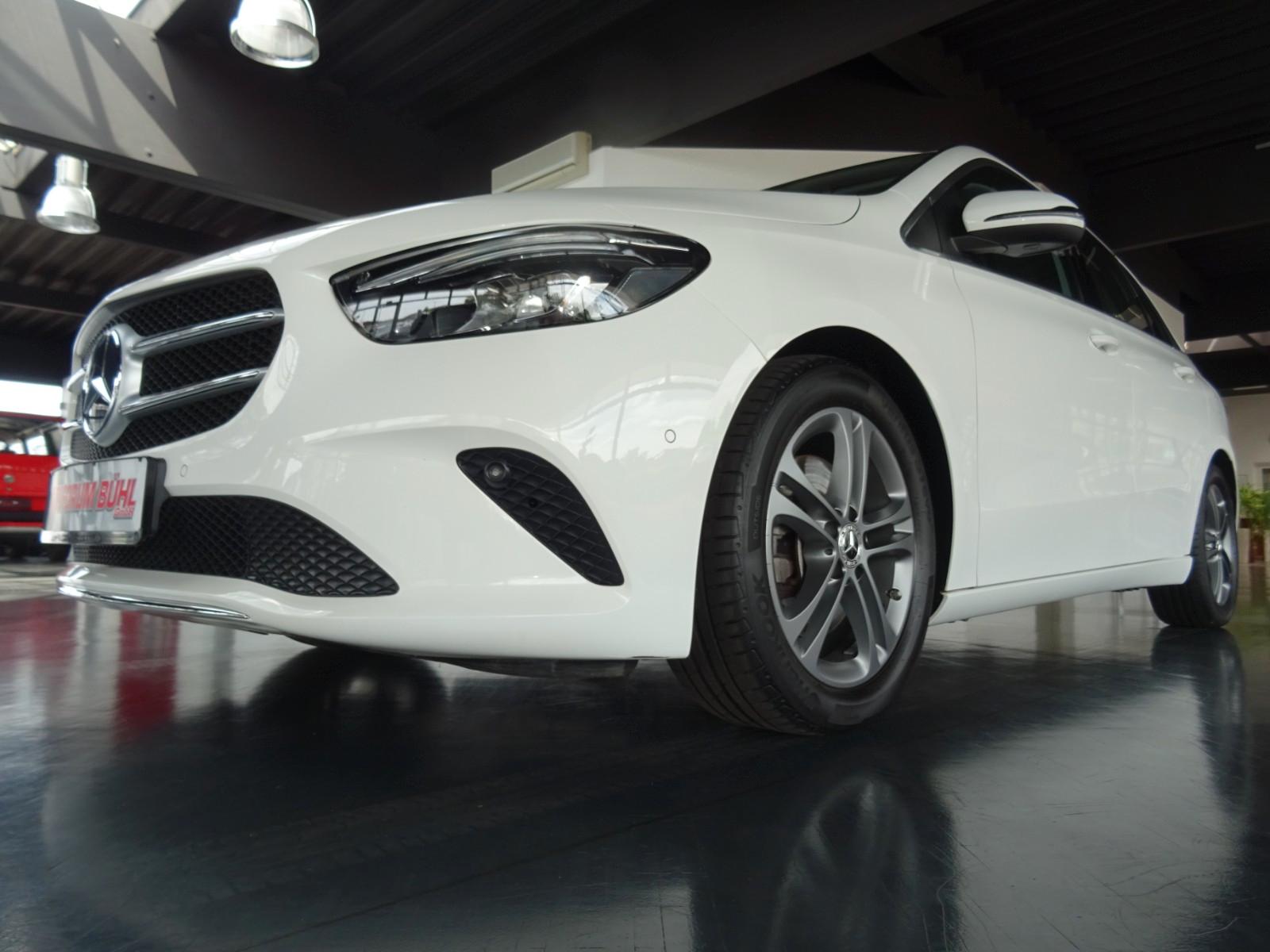 Mercedes-Benz B 220 4Matic Progressive/ Navi/ LED/ PDC+Kamera
