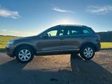 Volkswagen Touareg 3.0 V6 TDI Tiptronic BlueMotion Tech... - Volkswagen Touareg aus 2012: TDI