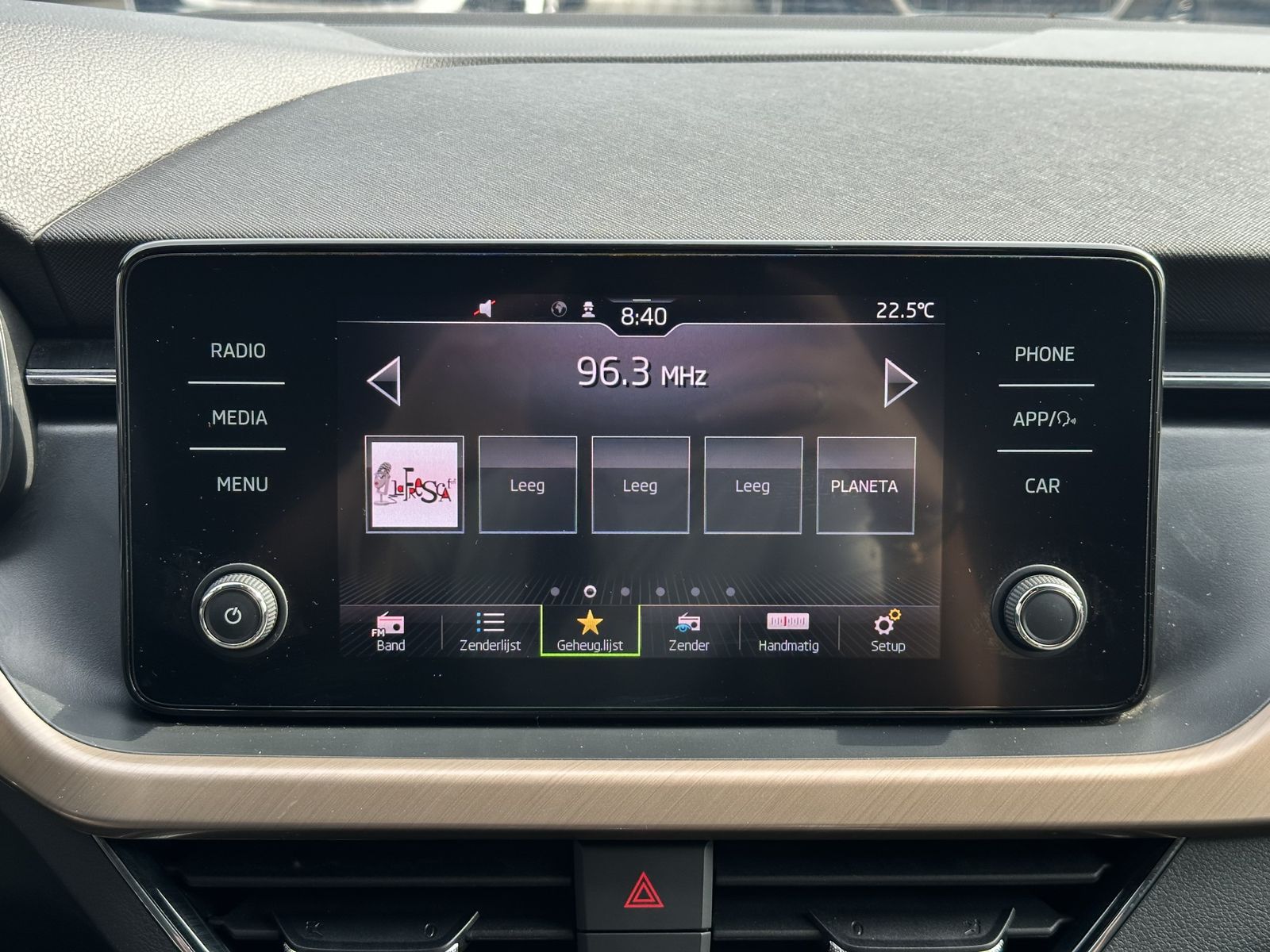 Fahrzeugabbildung SKODA Scala 1.5 TSI DSG Style LED+ACC+KAMERA+SHZ+CARPL