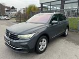 Volkswagen Tiguan Active AUTOMATIK/LED/NAVI/KAMERA/AHK!!! - Volkswagen Tiguan ACTIVE mit Diesel-Antrieb