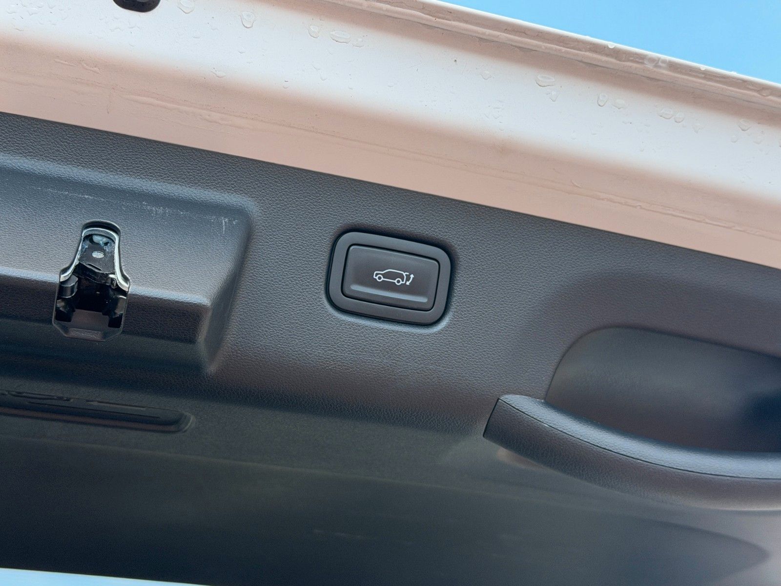 Fahrzeugabbildung Hyundai KONA 1.0 T-GDI Prime *Allwetter*ACC*LED*BOSE*360