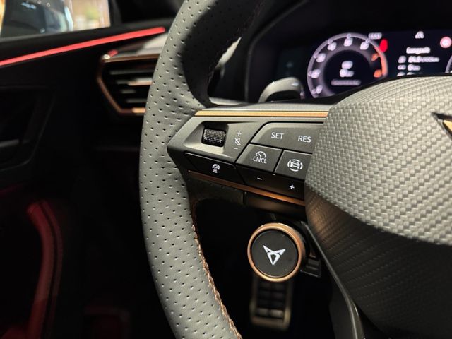 Leon 2.0 TSI VZ Leder Sennheiser Matrix AHK Inte