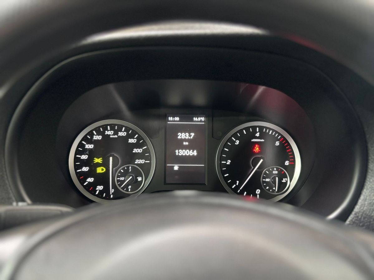 Fahrzeugabbildung Mercedes-Benz Vito Mixto 114 CDI Kompakt#Kamera#Navi#Klima#AHK