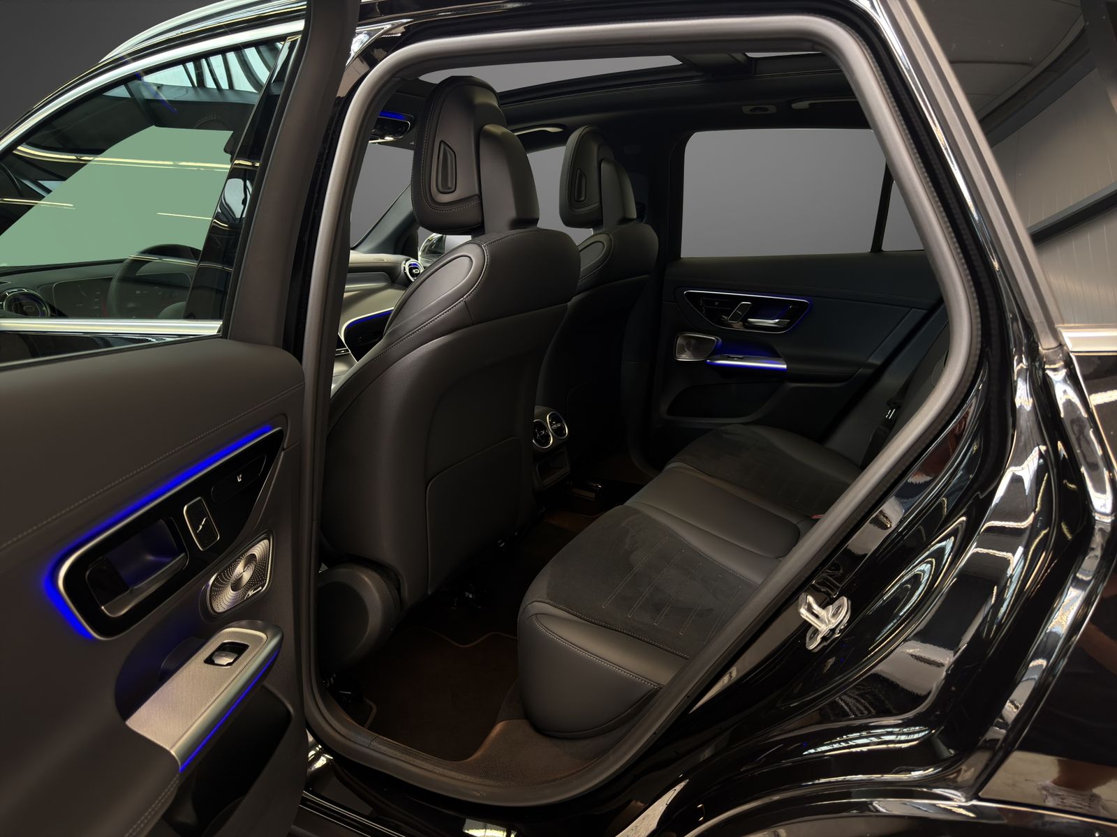 Mercedes-Benz GLC 300 de 4M AMG Adv.Plus*AHK*Pano*Burmester*20 foto 8