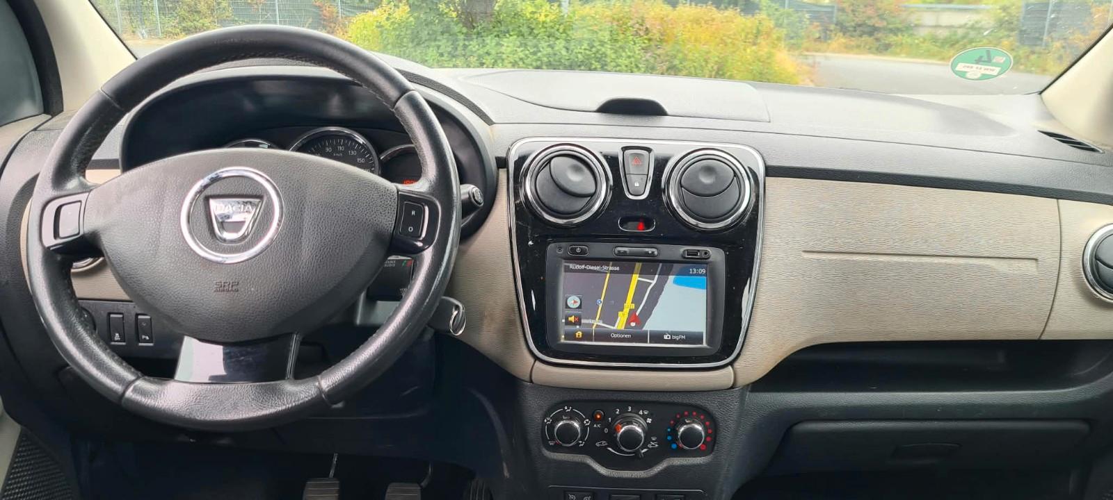 Dacia Lodgy 2015 — photo 12