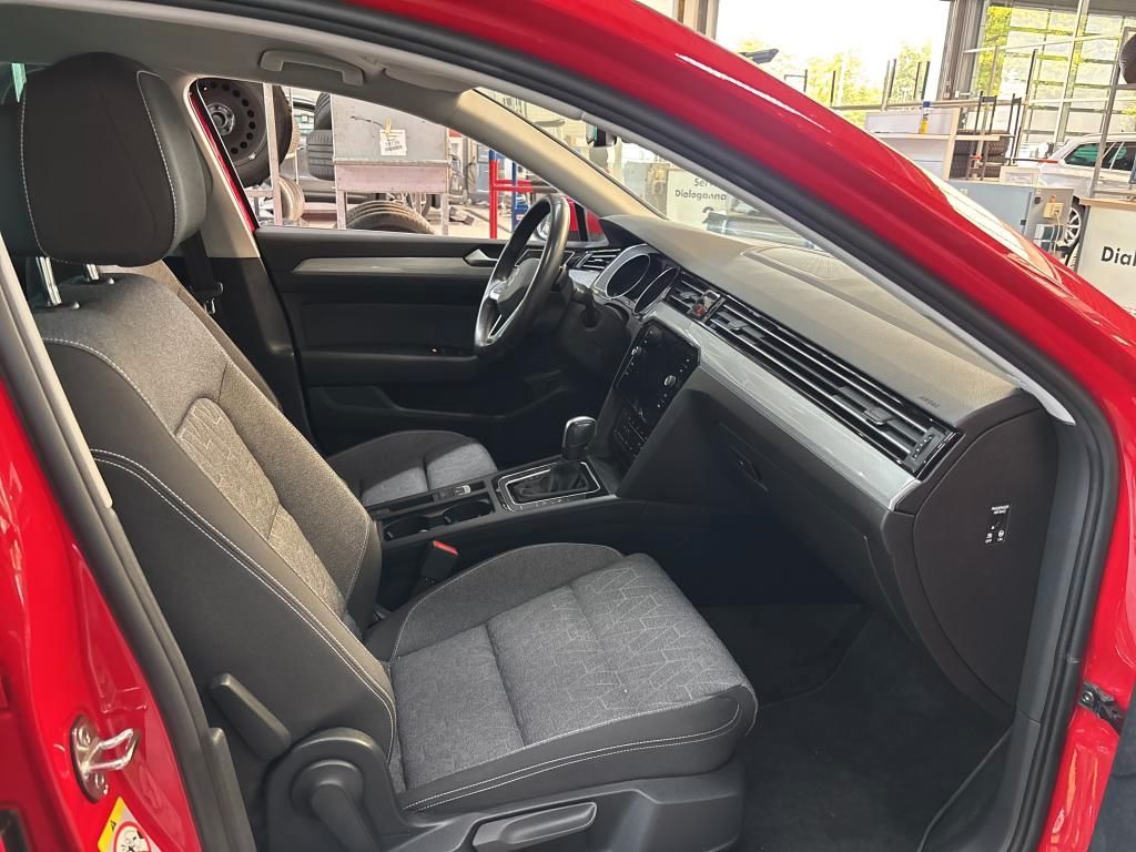Volkswagen Passat - Bild 7