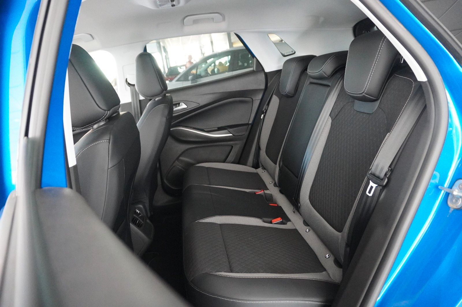 Fahrzeugabbildung Opel Grandland (X) GS SPORT 4HYBRID NAVI/LED/360°/DAB