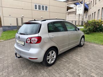 Volkswagen Golf Plus - 9