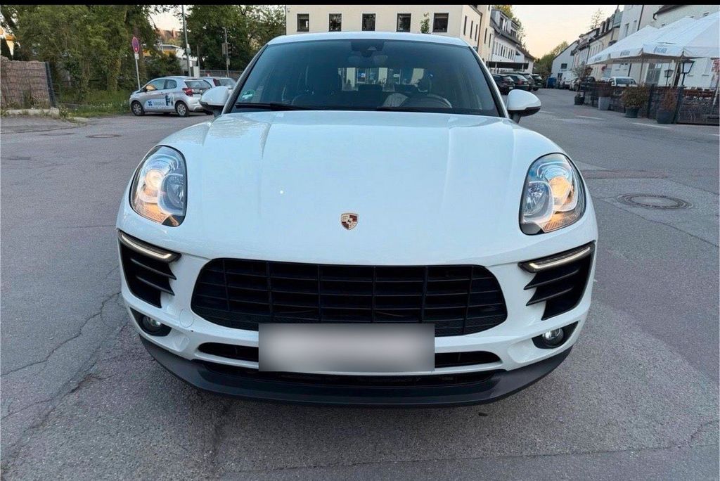 Image of Porsche Macan