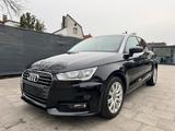 Audi A1 Sportback basis 5-trg PDC Klima Navi 1. Hand - Audi A1: 5.5