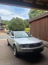 Audi A6 C5 - Audi A6 aus 1998: Kombi