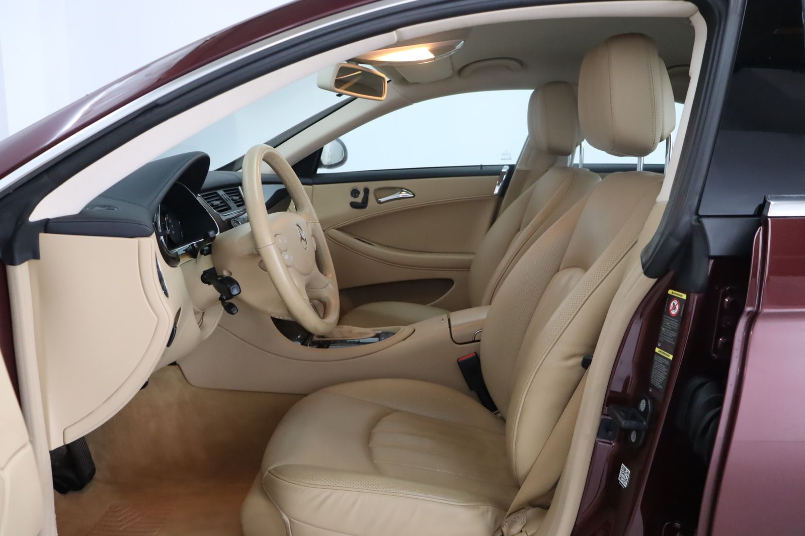 Fahrzeugabbildung Mercedes-Benz CLS 350 CGI Navi * Xenon * 1.Hand