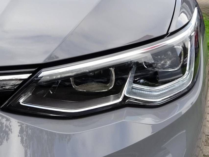 Fahrzeugabbildung Volkswagen Golf VIII 1.4 eHybrid Style  8-fach bereift