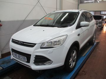 Ford Kuga Trend Sync Edition + Allwetter + PDC     PA