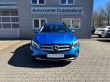 Mercedes-Benz GLA 200 d 4MATIC 7G-DCT Automatik - blaue Mercedes-Benz GLA 200