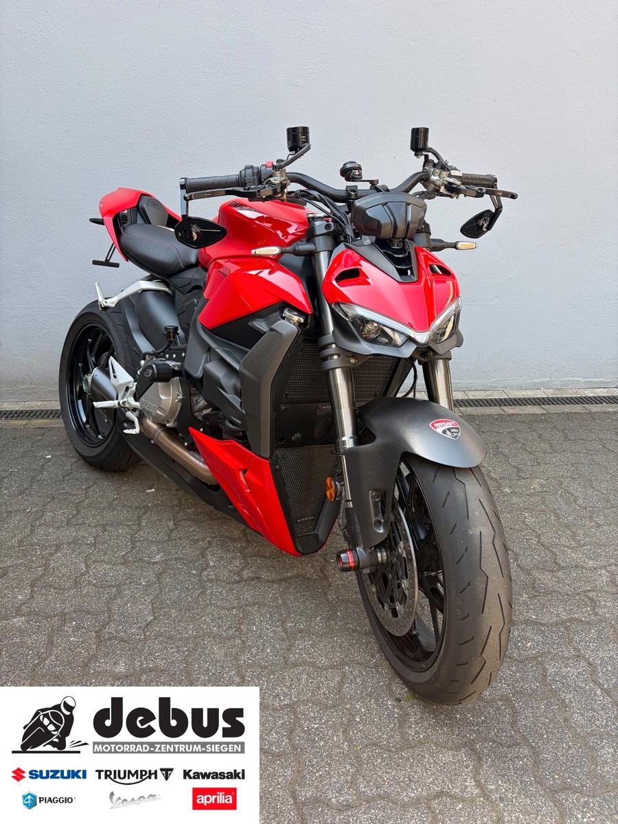 Ducati Streetfighter V2 Superquadro viel Zubehör
