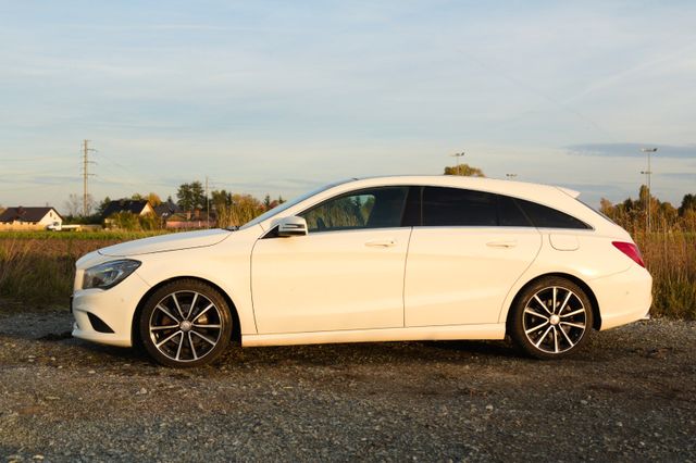 MERCEDES-BENZ CLA 200 Shooting Brake - WEBASTO