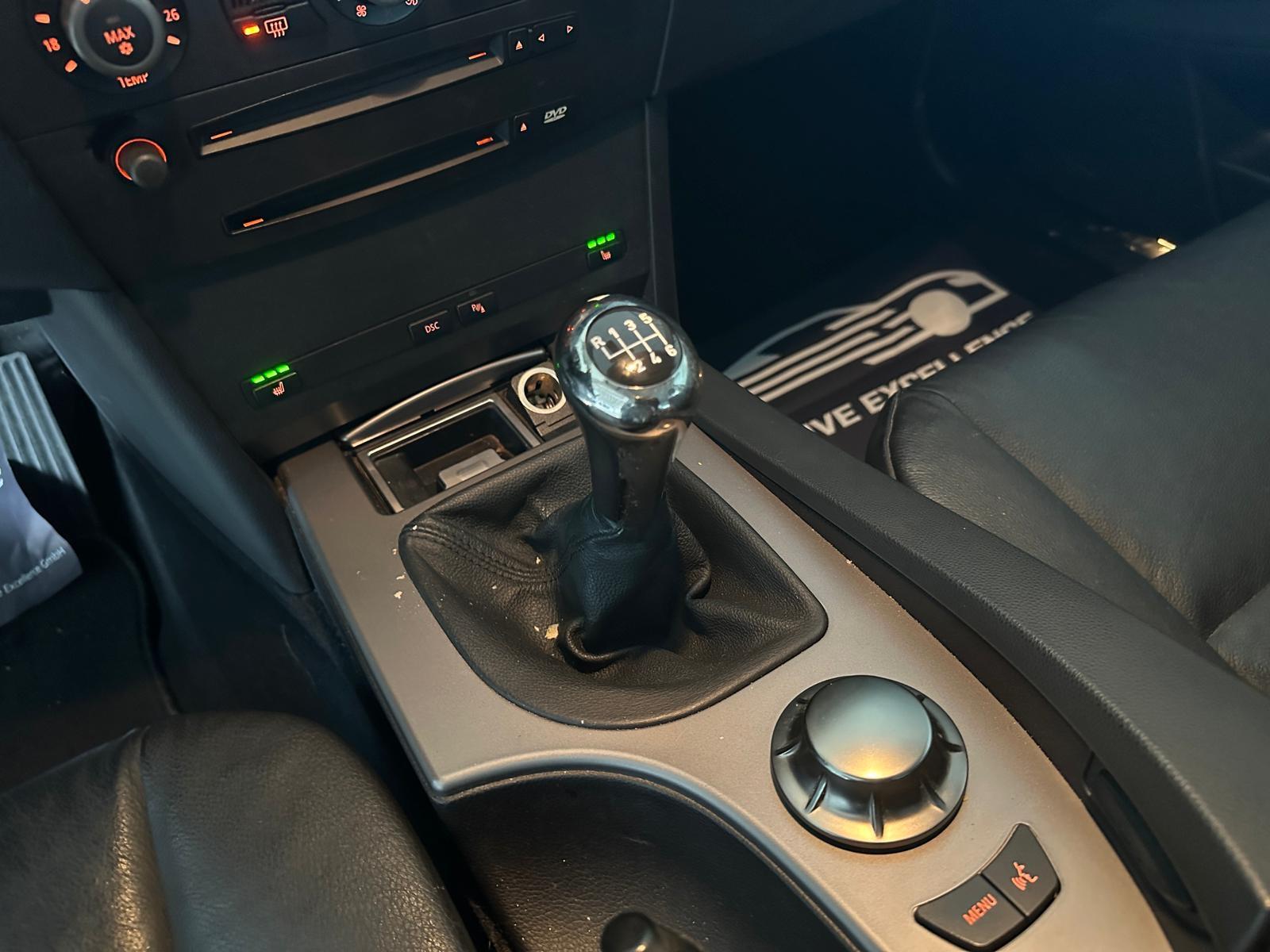 BMW 525 2004 — photo 21