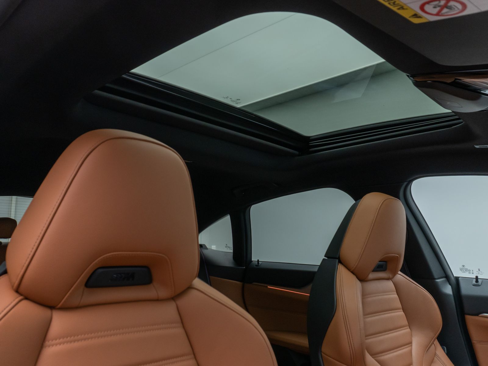 Fahrzeugabbildung BMW M440i  xD GC Glasdach Laser 360°HUD DAB HiFi 19"