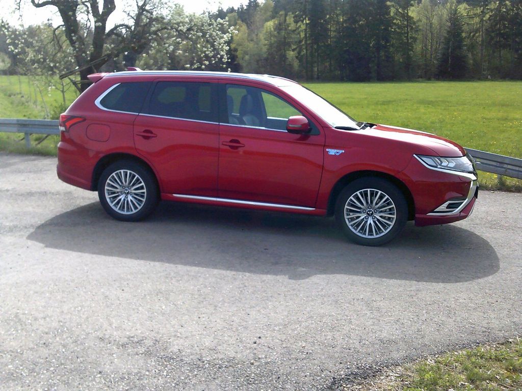 Image of Mitsubishi Plug-in Hybrid Outlander