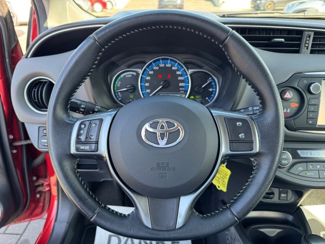 Toyota Yaris  Comfort Hybrid