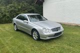 Mercedes-Benz CLK 320 ELEGANCE Leder 138 Tkm Service neu - Mercedes-Benz CLK 320 aus 2003