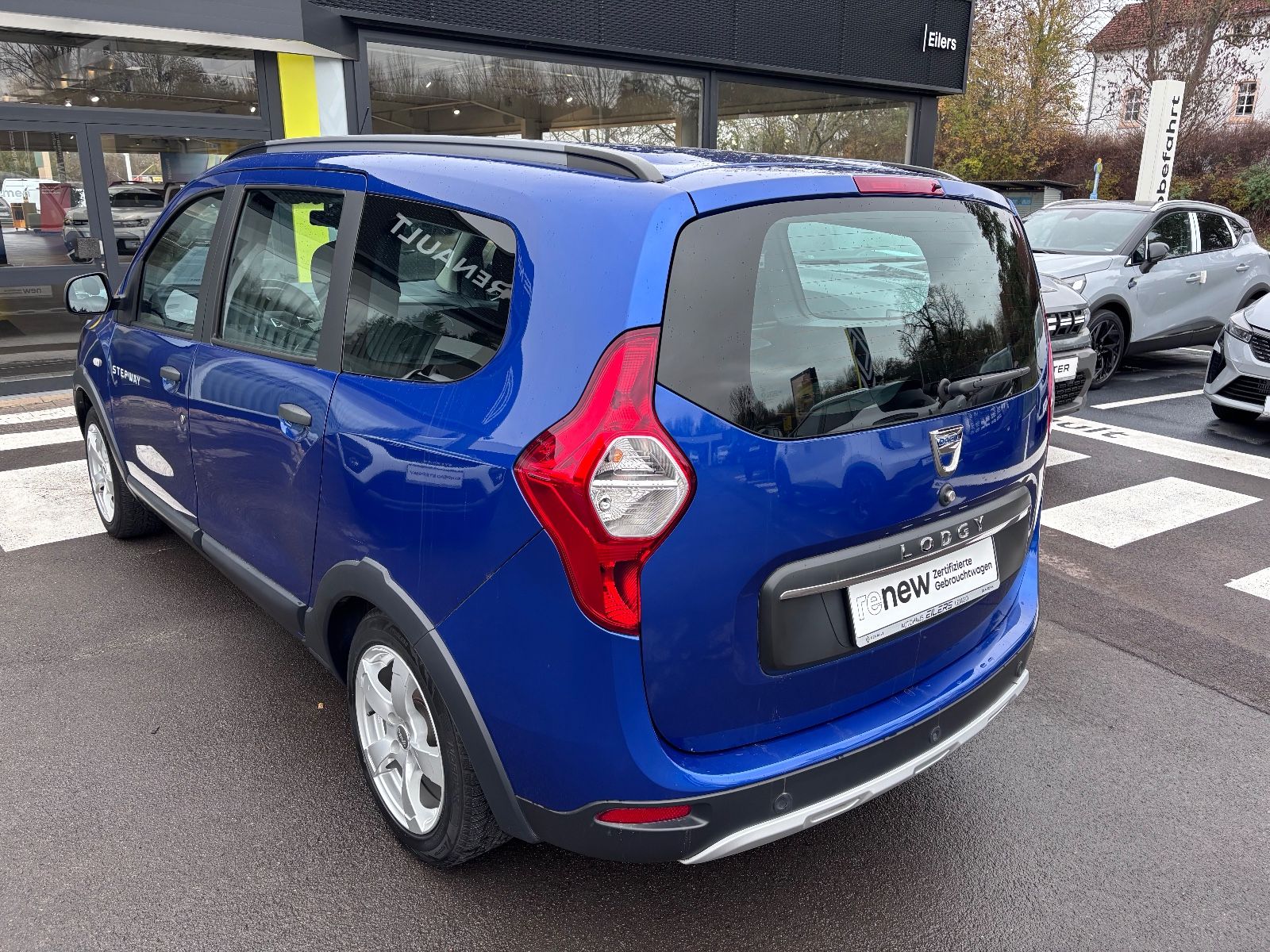 Fahrzeugabbildung Dacia Lodgy Stepway